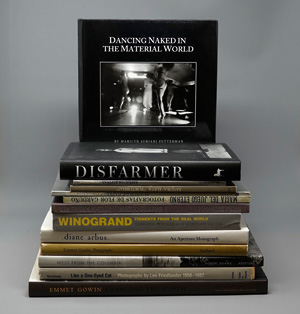 Los 3459 - Amerikanische Fotografie - Konvolut von 14 Fotobänden. Verschiedene Verlage 1972-2002. - Mit Widmungsexemplar von Marilyn S. Futterman - 0 - thumb