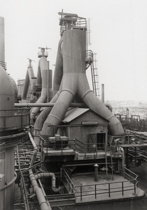 Los 3461 - Becher, Bernd und Hilla - Hochöfen. München, Schirmer/Mosel, 2002-2003. - Mit einer signierten Original-Fotografie. 100 Exemplare - 0 - thumb
