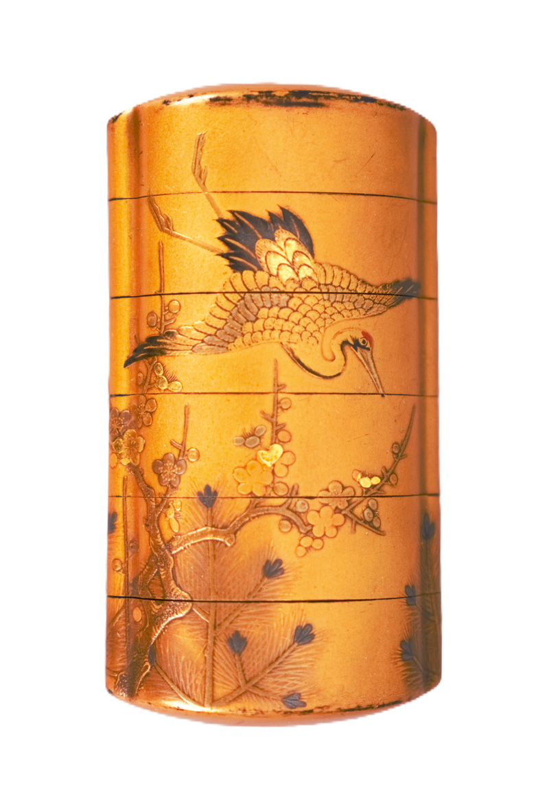 Lot 636, Auction  126, Inrô mit Kranichdekor, 6-teiliges Aufbewahrungs-Behältnis, signiert"Kajikawa saku"