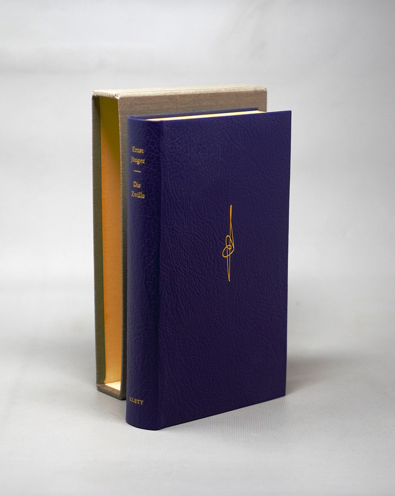 Lot 3238, Auction 126, Jünger, Ernst, Die Zwille. OMaroquin. Stuttgart 1973. - Erste Ausgabe. - 200 sign. Exemplare