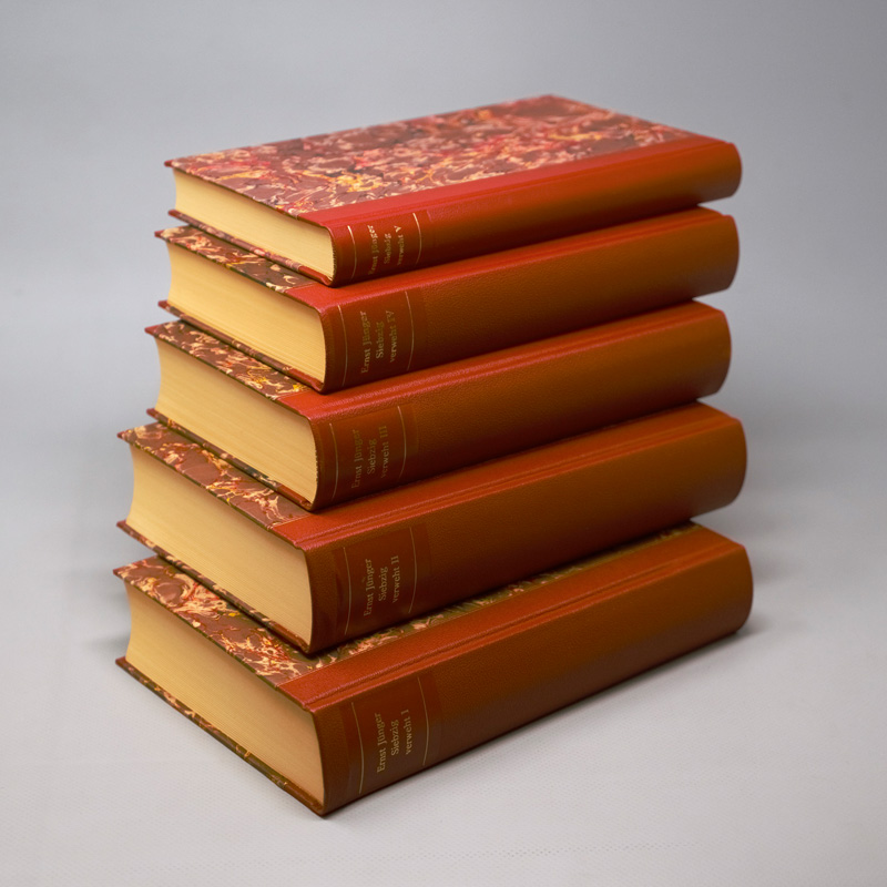 Lot 3242, Auction  126, Jünger, Ernst, Siebzig verweht I-V (alles). 5 Bände. OHalbleder. Stuttgart 1980-1997. -  300 sign. Exemplare