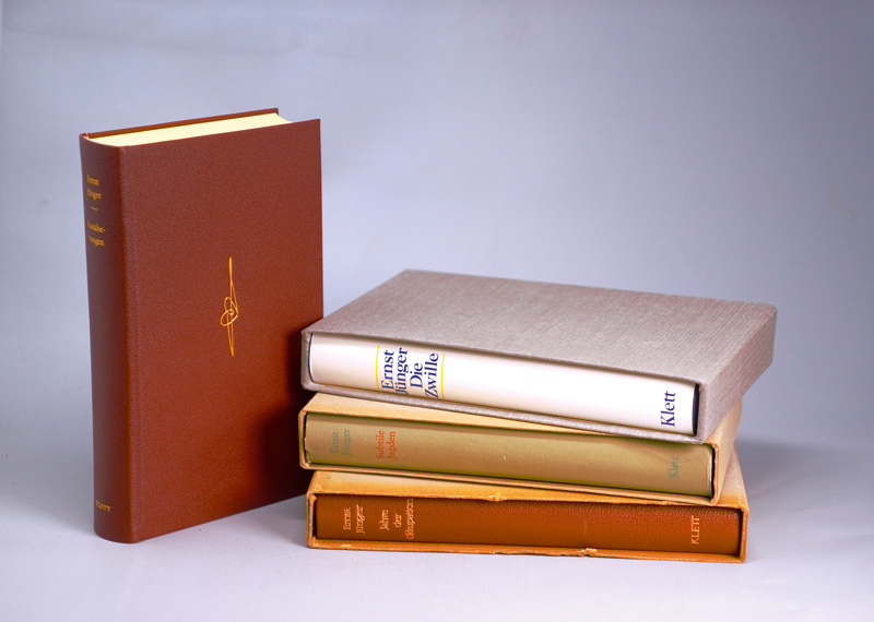 Lot 3250, Auction  126, Jünger, Ernst, Vier Werke in nummerierten und signierten Vorzugsausgaben. 1958-1973